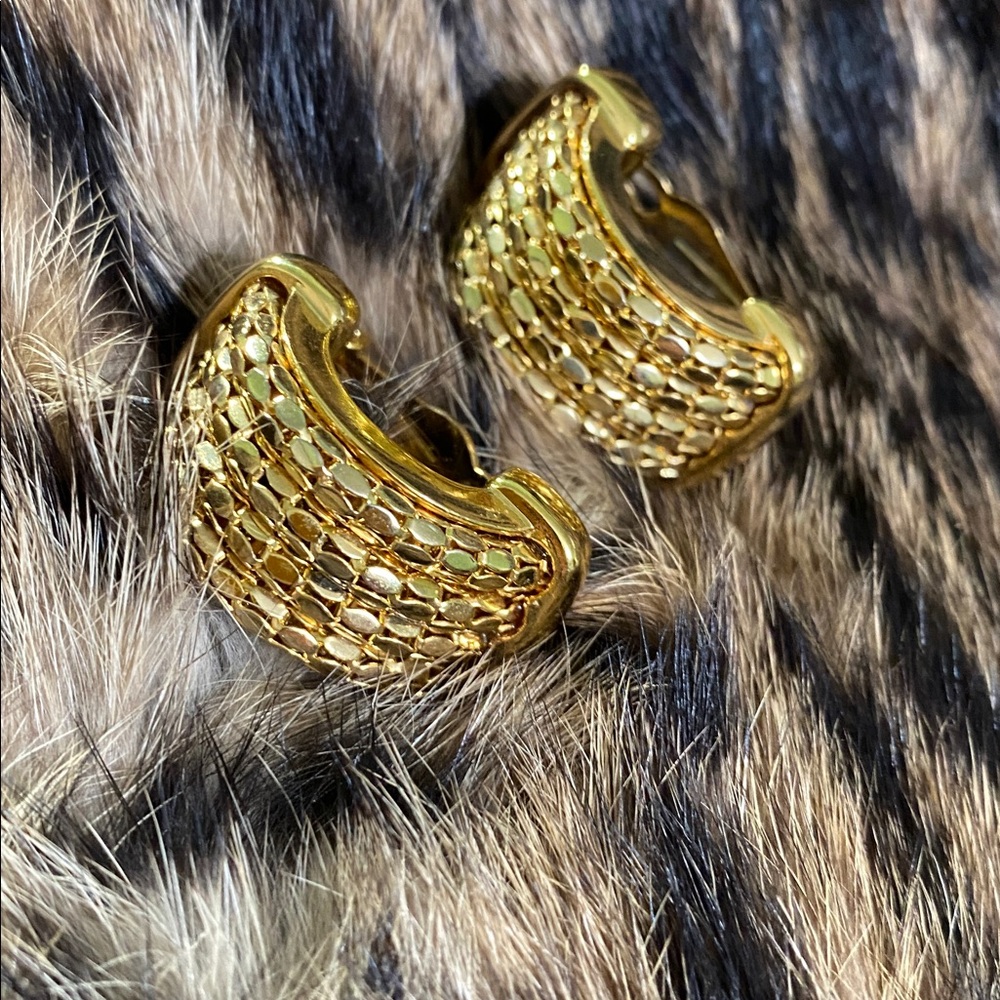 Givenchy 1969s vintage clip on earrings